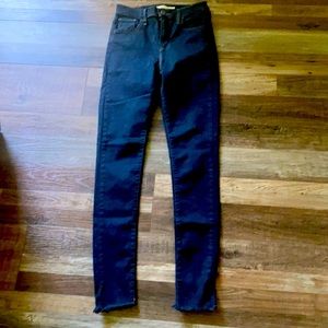 Levi’s 720 High Rise Super Skinny Dark Wash 25